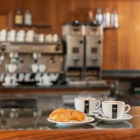 Tryp Bilbao Sondika Hotel Экстерьер фото