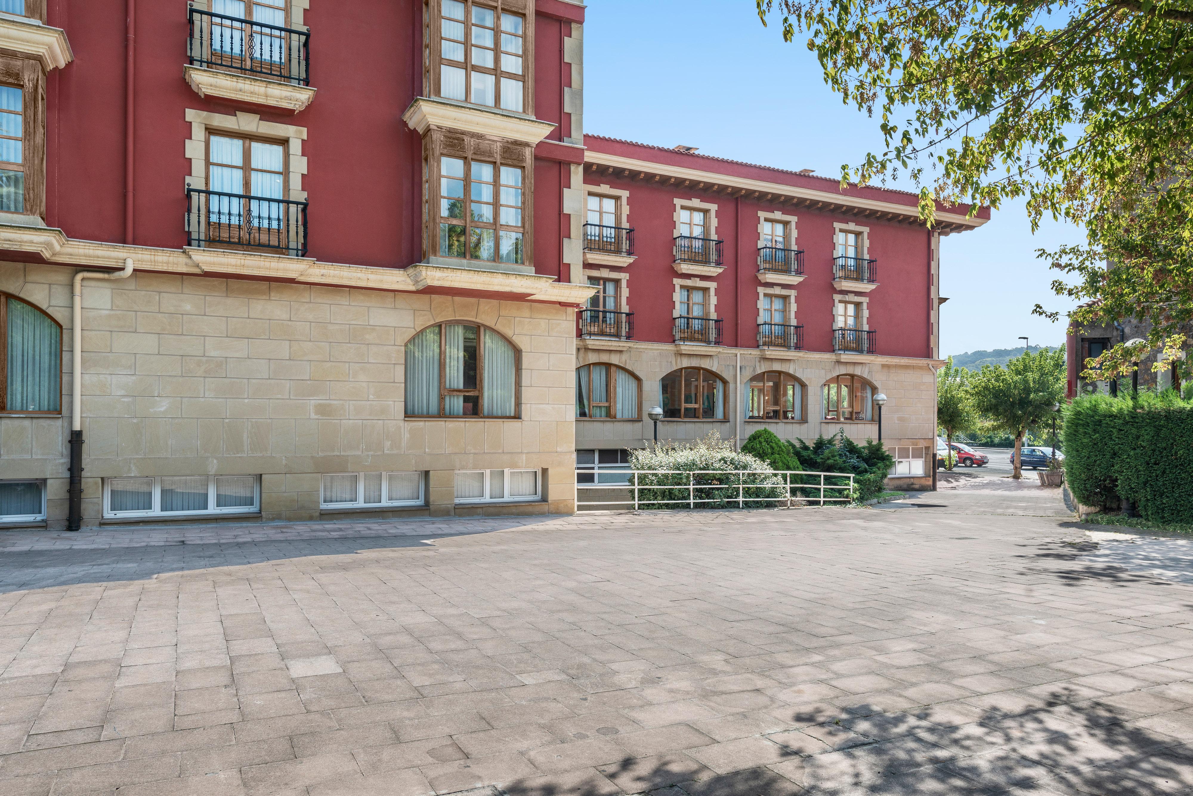 Tryp Bilbao Sondika Hotel Экстерьер фото