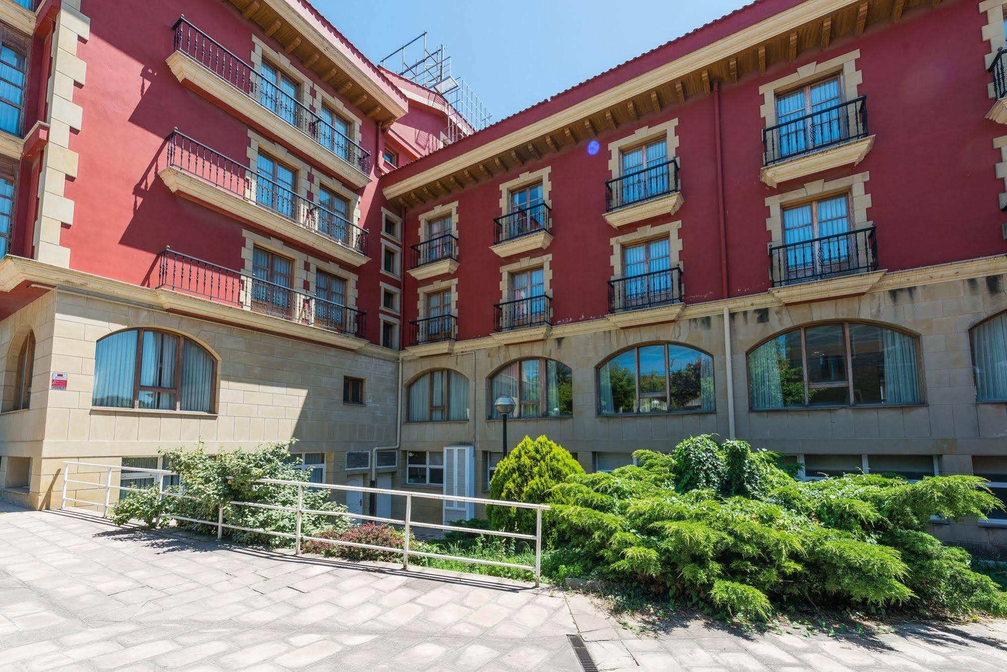 Tryp Bilbao Sondika Hotel Экстерьер фото