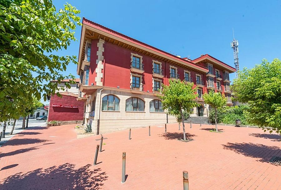 Tryp Bilbao Sondika Hotel Экстерьер фото